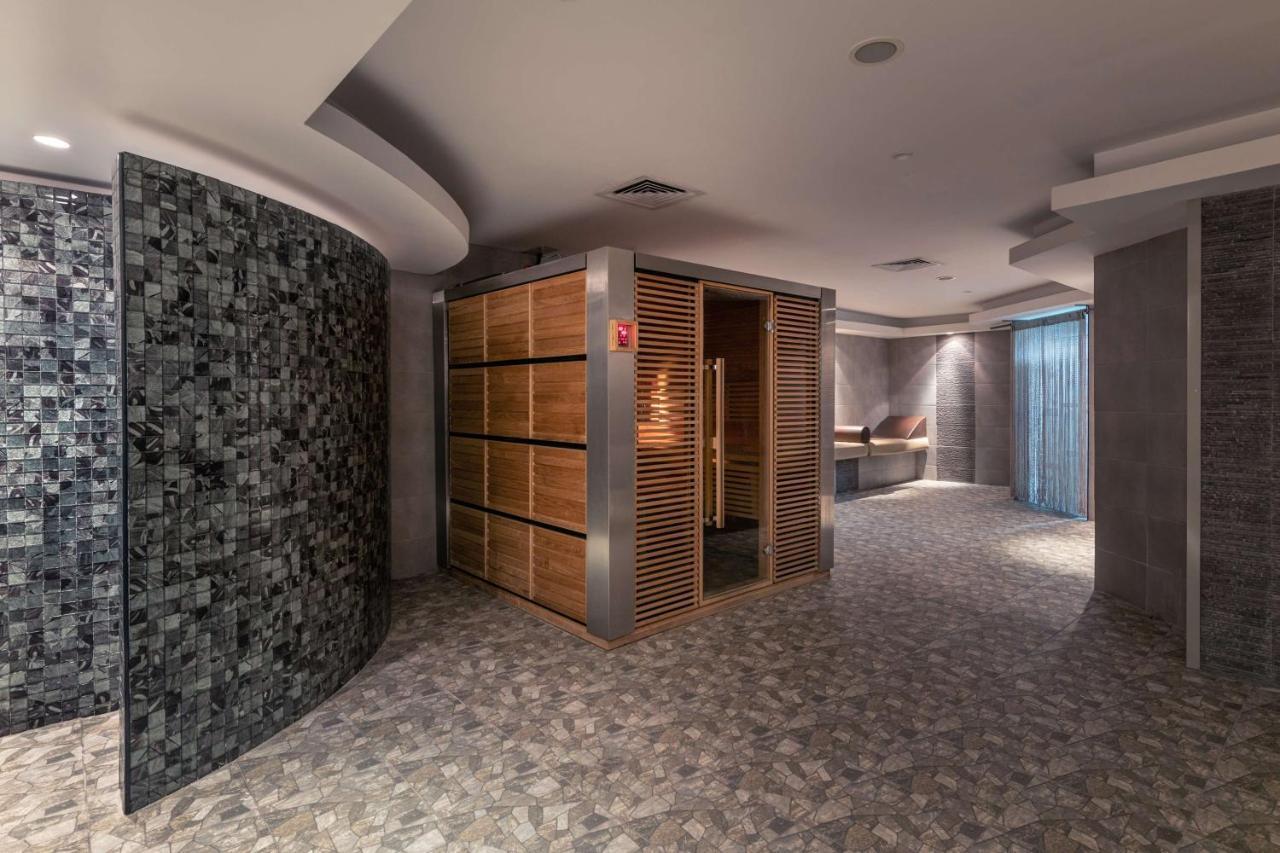 Radisson Blu Hotel, Kuwait Κουβέιτ Εξωτερικό φωτογραφία The spa at the InterContinental London The O2