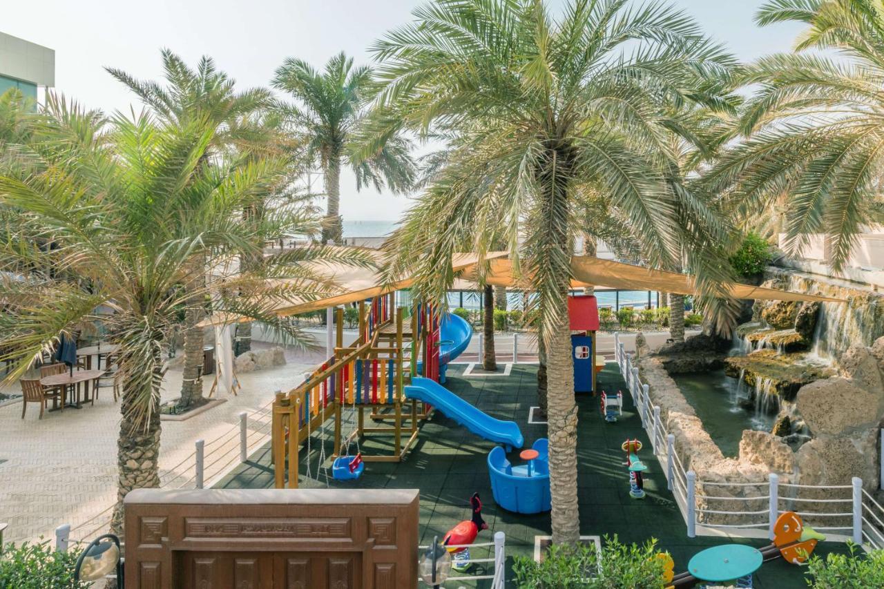 Radisson Blu Hotel, Kuwait Κουβέιτ Εξωτερικό φωτογραφία The Village