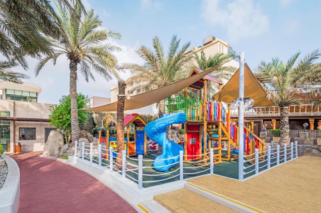 Radisson Blu Hotel, Kuwait Κουβέιτ Εξωτερικό φωτογραφία Playground at Jumeirah Beach Hotel
